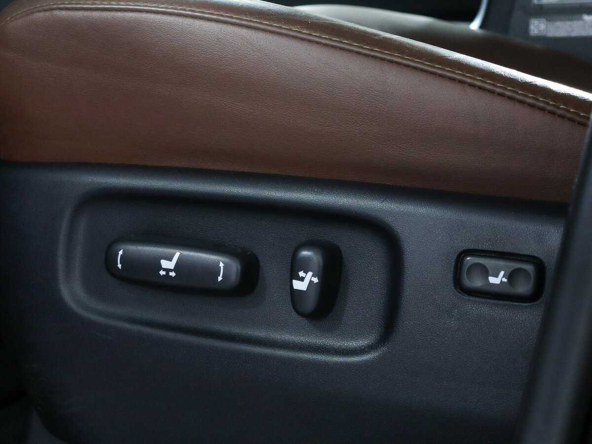 Toyota Land Cruiser, 2018 Фото №18