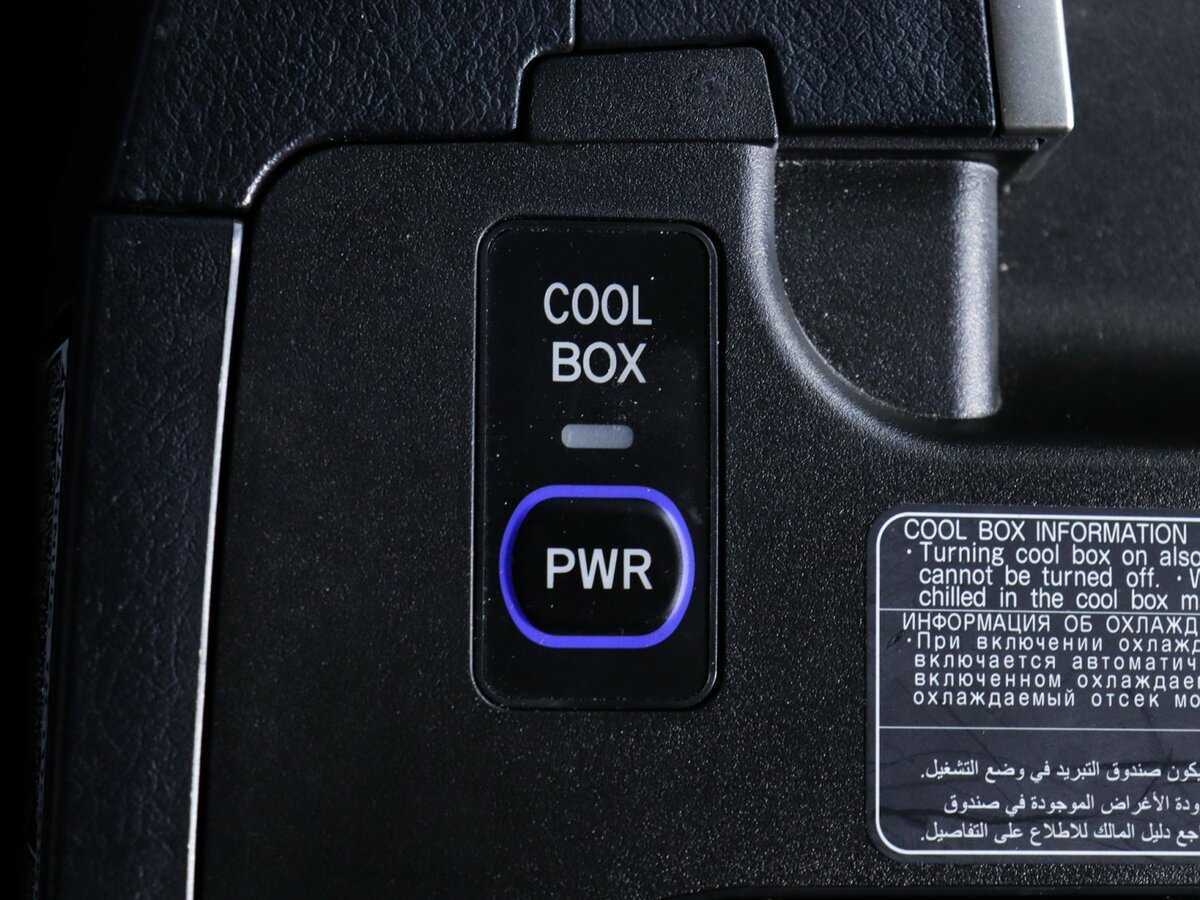 Toyota Land Cruiser, 2018 Фото №33