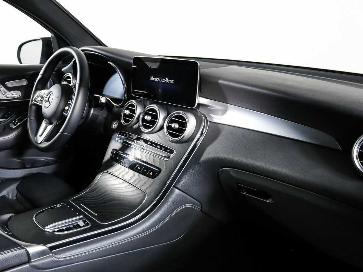 Mercedes-Benz GLC Coupe 300, 2019 - 69 810 км. | Фото №6