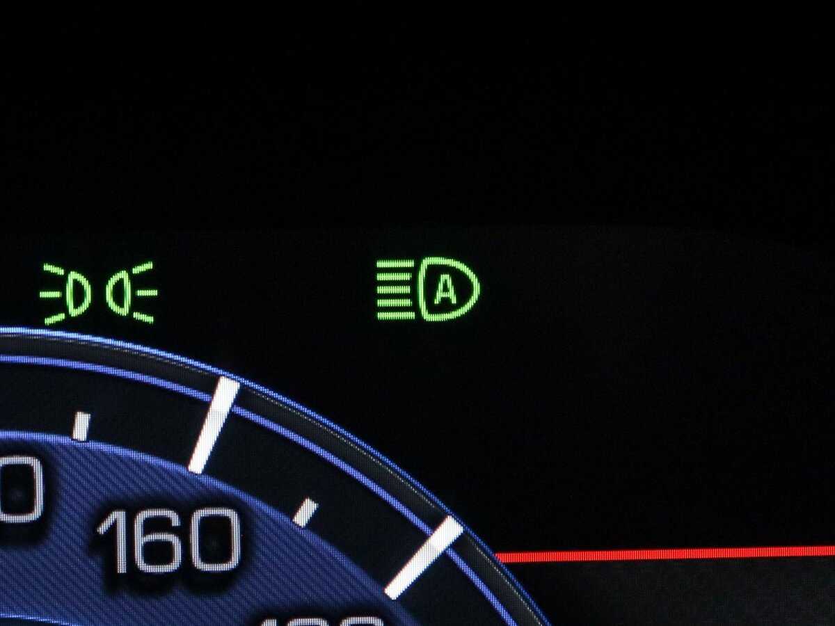 Cadillac Escalade, 2018 Фото №24