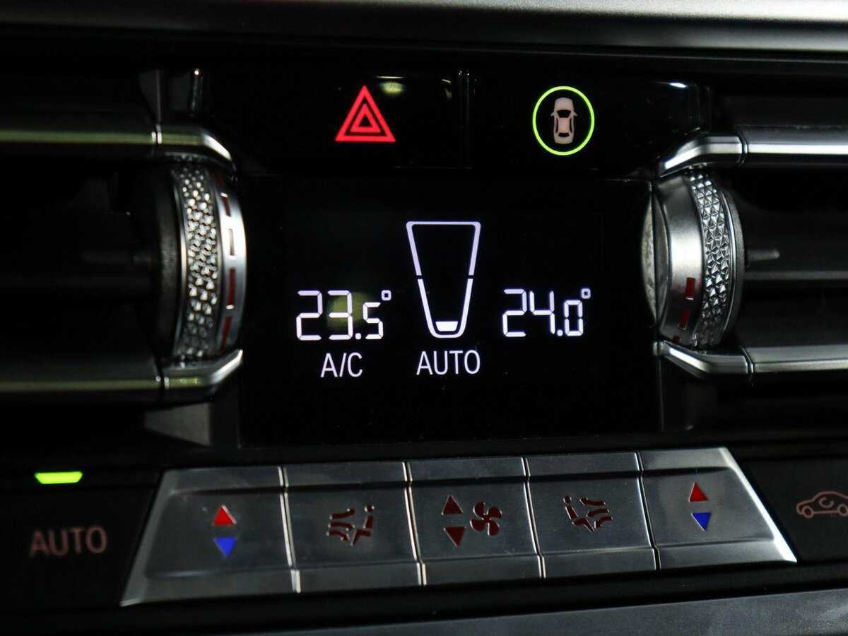 BMW X3 20i xDrive, 2023 Фото №25