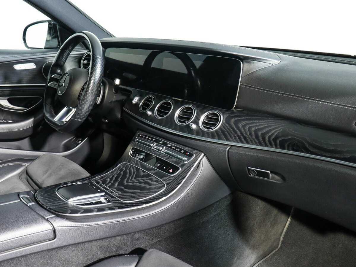 Mercedes-Benz E-Класс 200, 2020 Фото №9