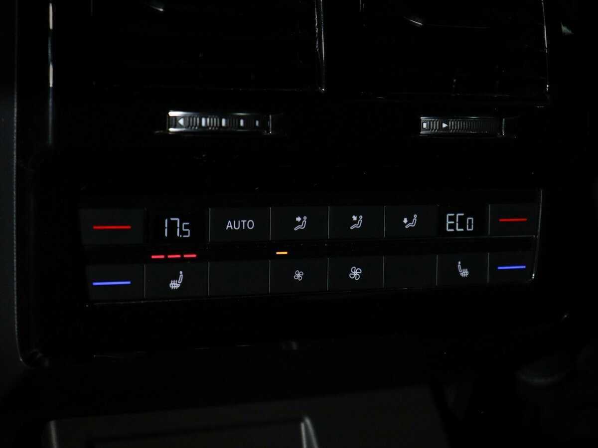 Volkswagen Touareg, 2021 Фото №21