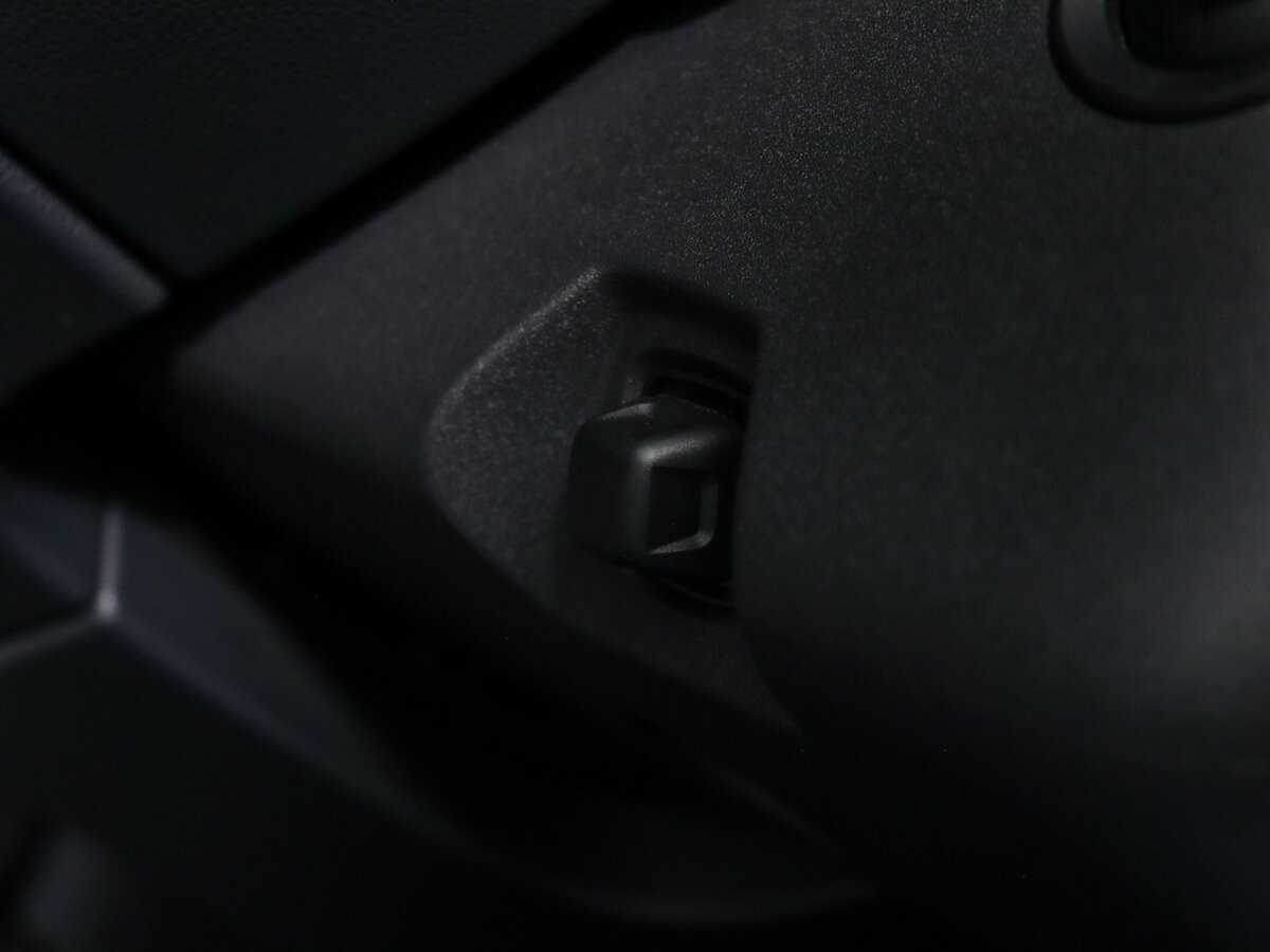 Volkswagen Touareg, 2021 Фото №22