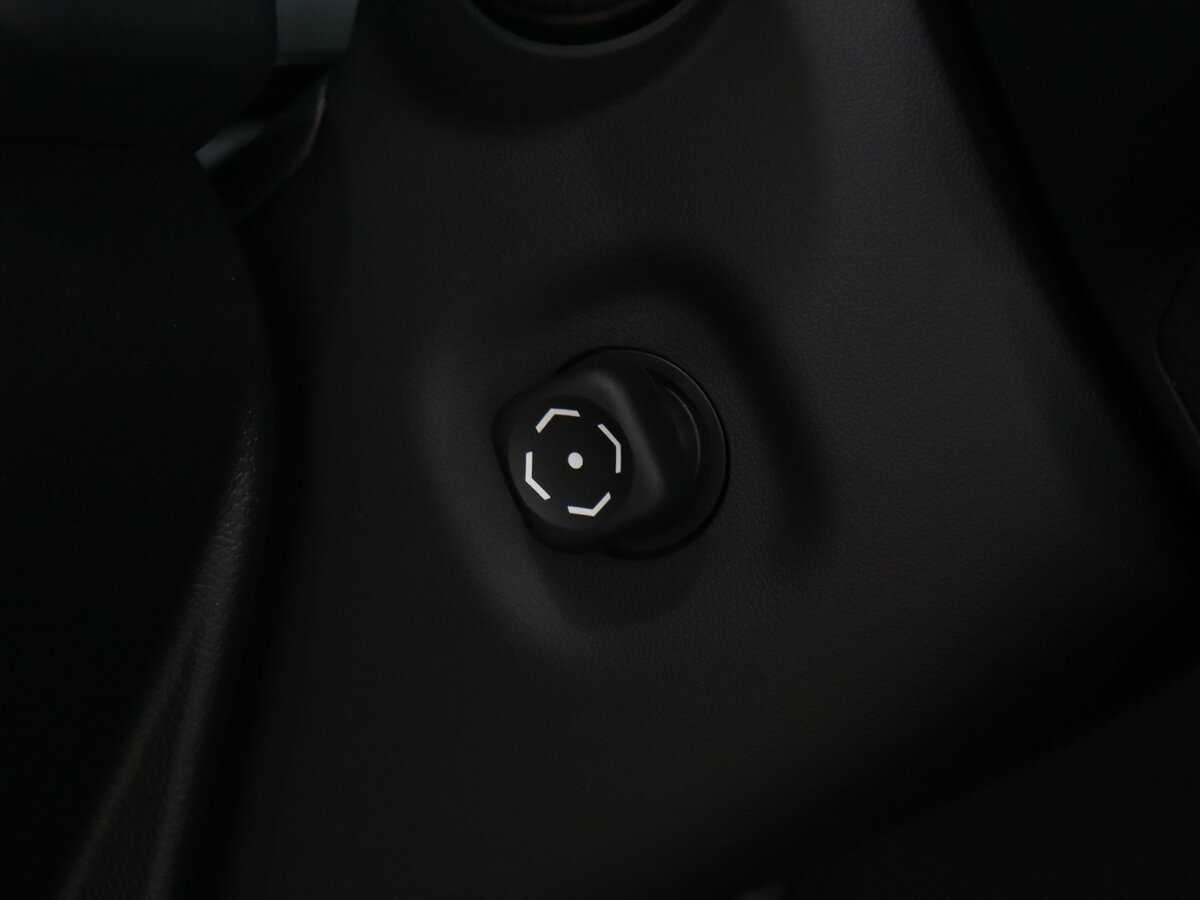 Toyota Land Cruiser, 2021 Фото №19