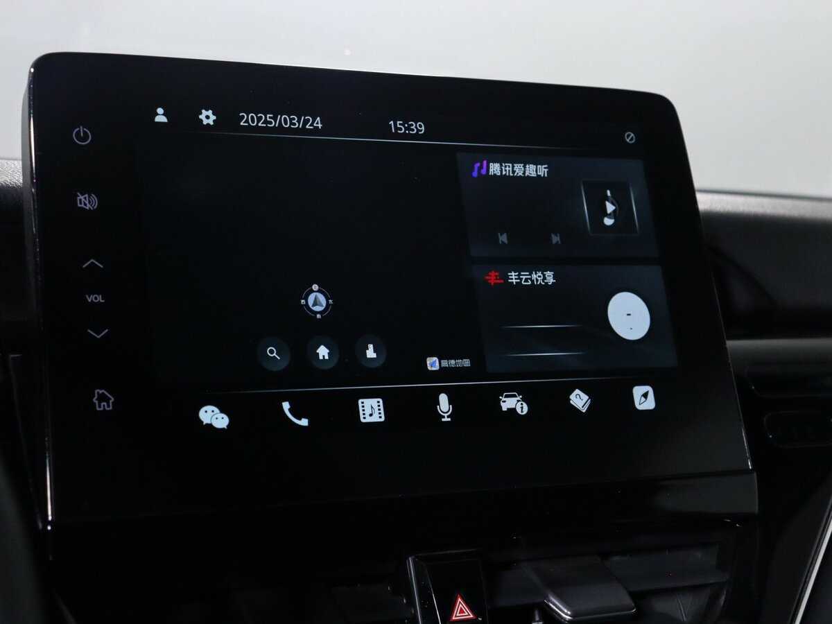 Toyota Camry, 2023 Фото №22