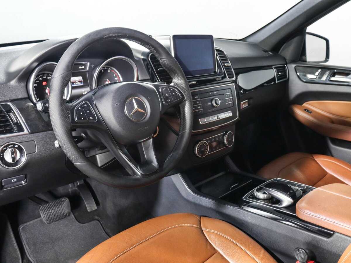 Mercedes-Benz GLE 300, 2015 Фото №12