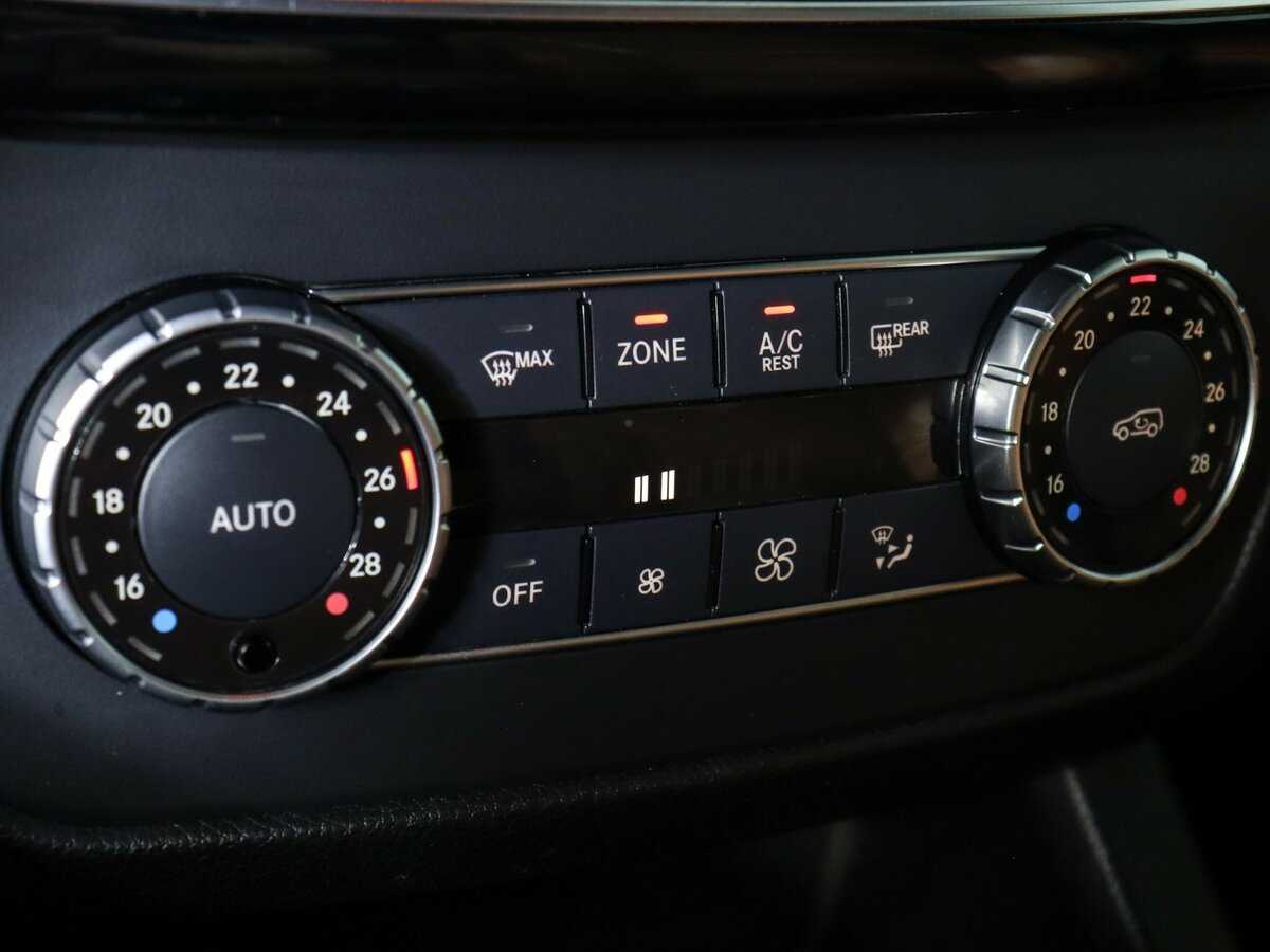 Mercedes-Benz GLE 300, 2015 Фото №18