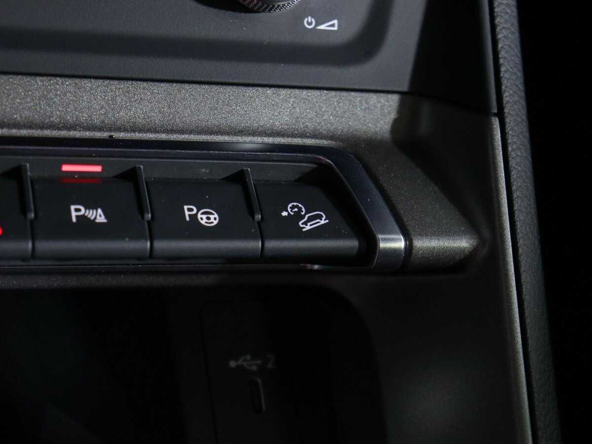 Audi Q3 Sportback 40 TFSI, 2021 Фото №21