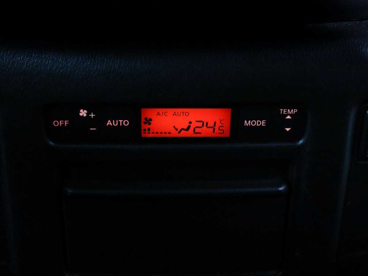 Nissan Patrol, 2014 Фото №30