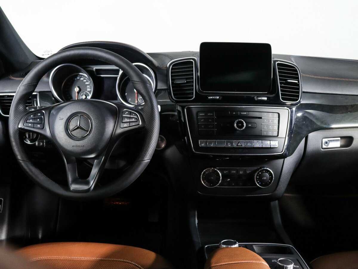 Mercedes-Benz GLE Coupe 400, 2018 Фото №12