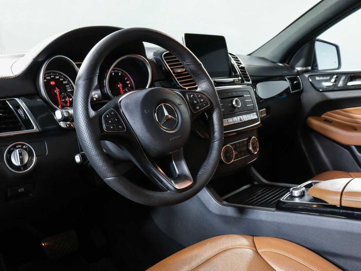 Mercedes-Benz GLE Coupe 400, 2018 Фото №14