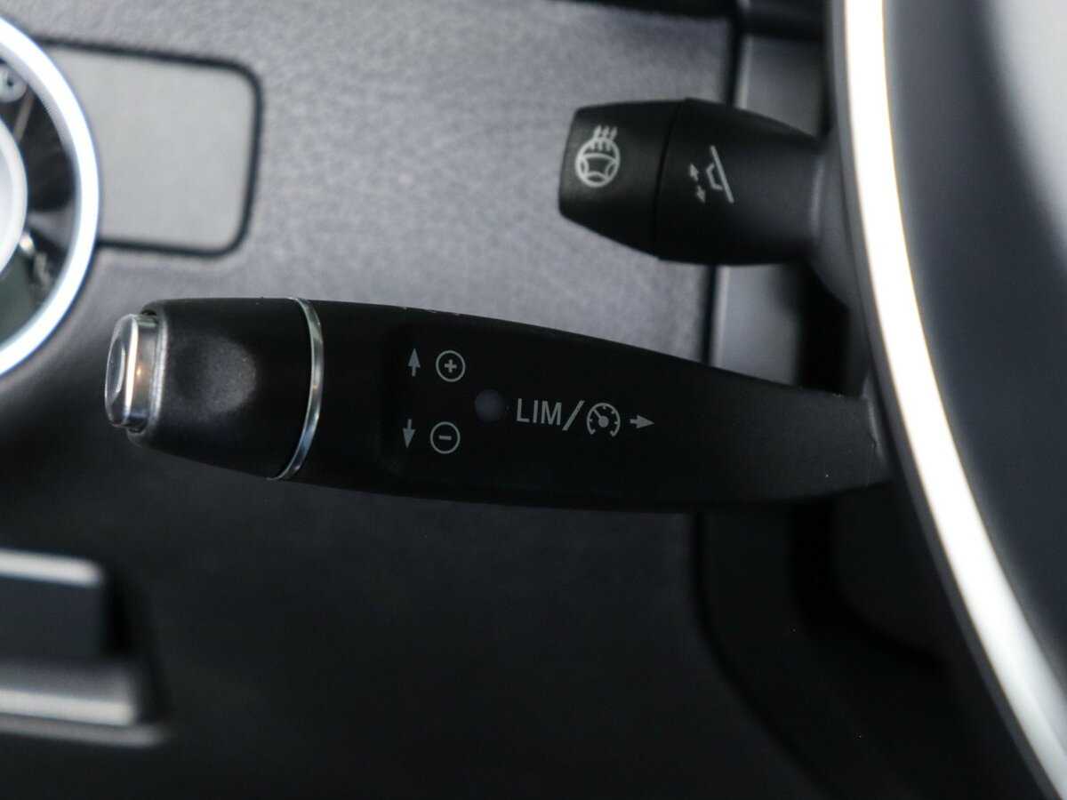 Mercedes-Benz GLE Coupe 400, 2018 Фото №21