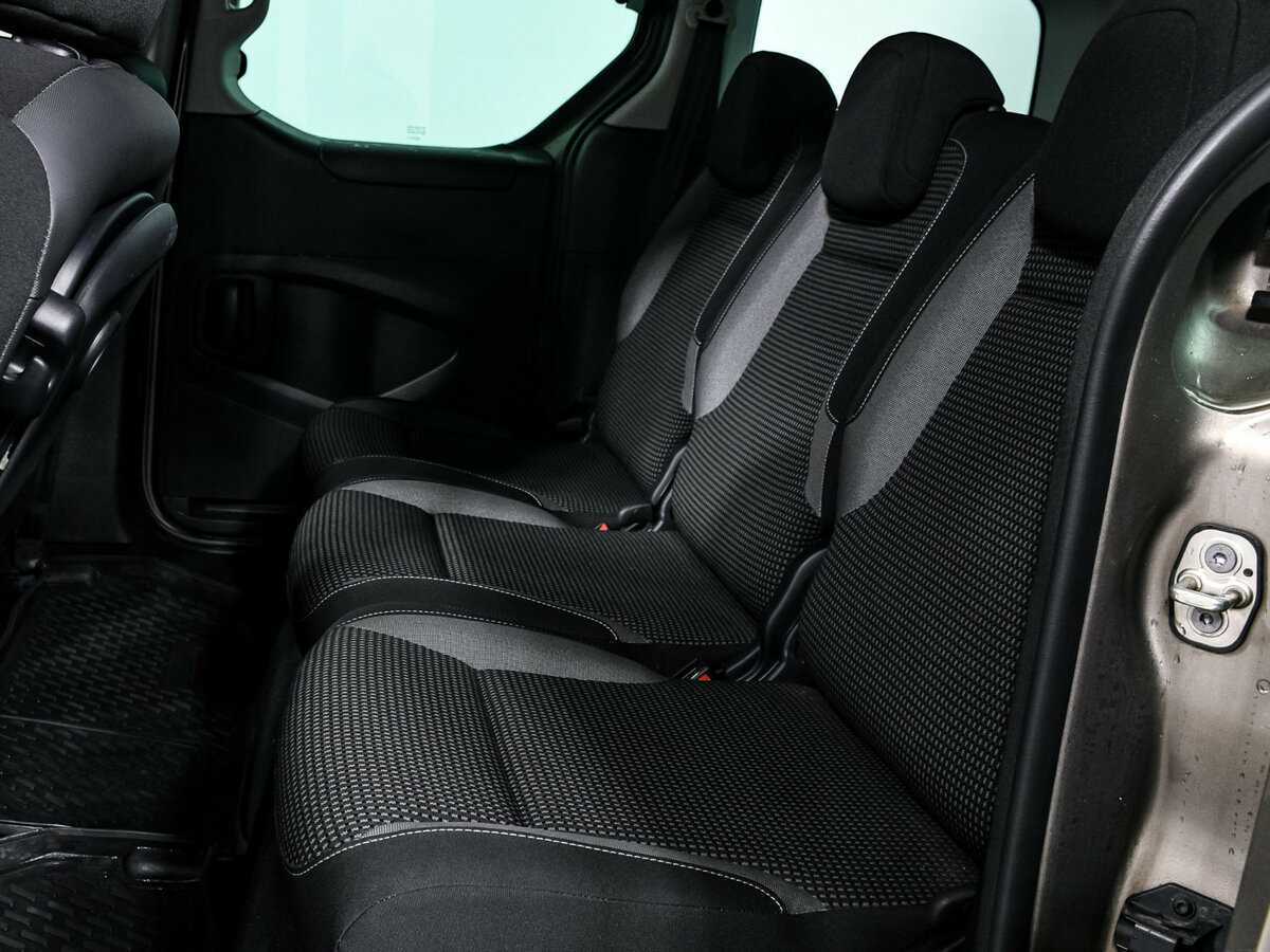 Peugeot Partner, 2017 Фото №11