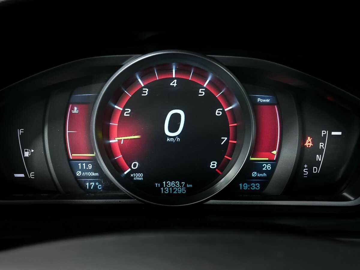 Volvo V40, 2013 Фото №10