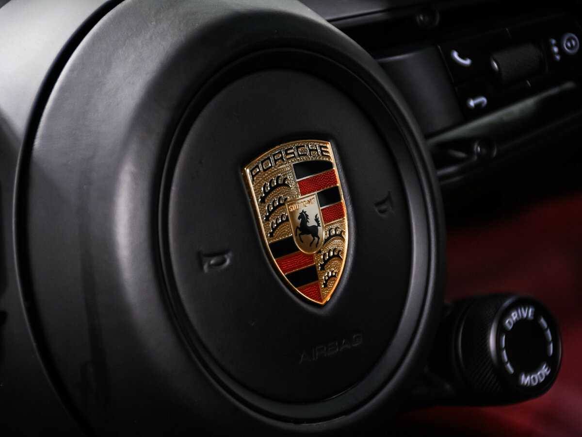 Porsche Taycan Turbo, 2020 Фото №15