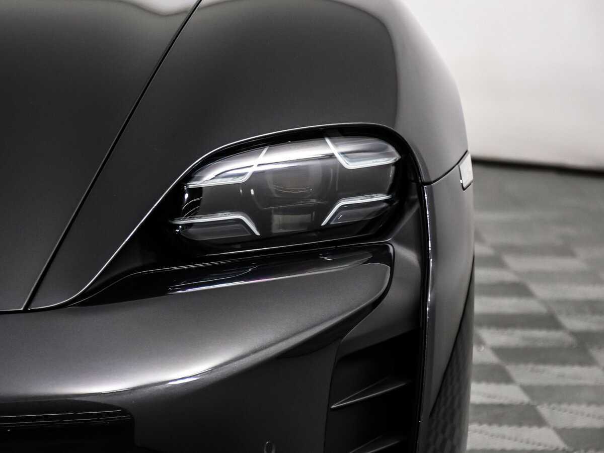 Porsche Taycan Turbo, 2020 Фото №18