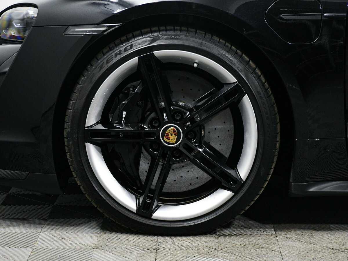 Porsche Taycan Turbo S, 2021 Фото №14
