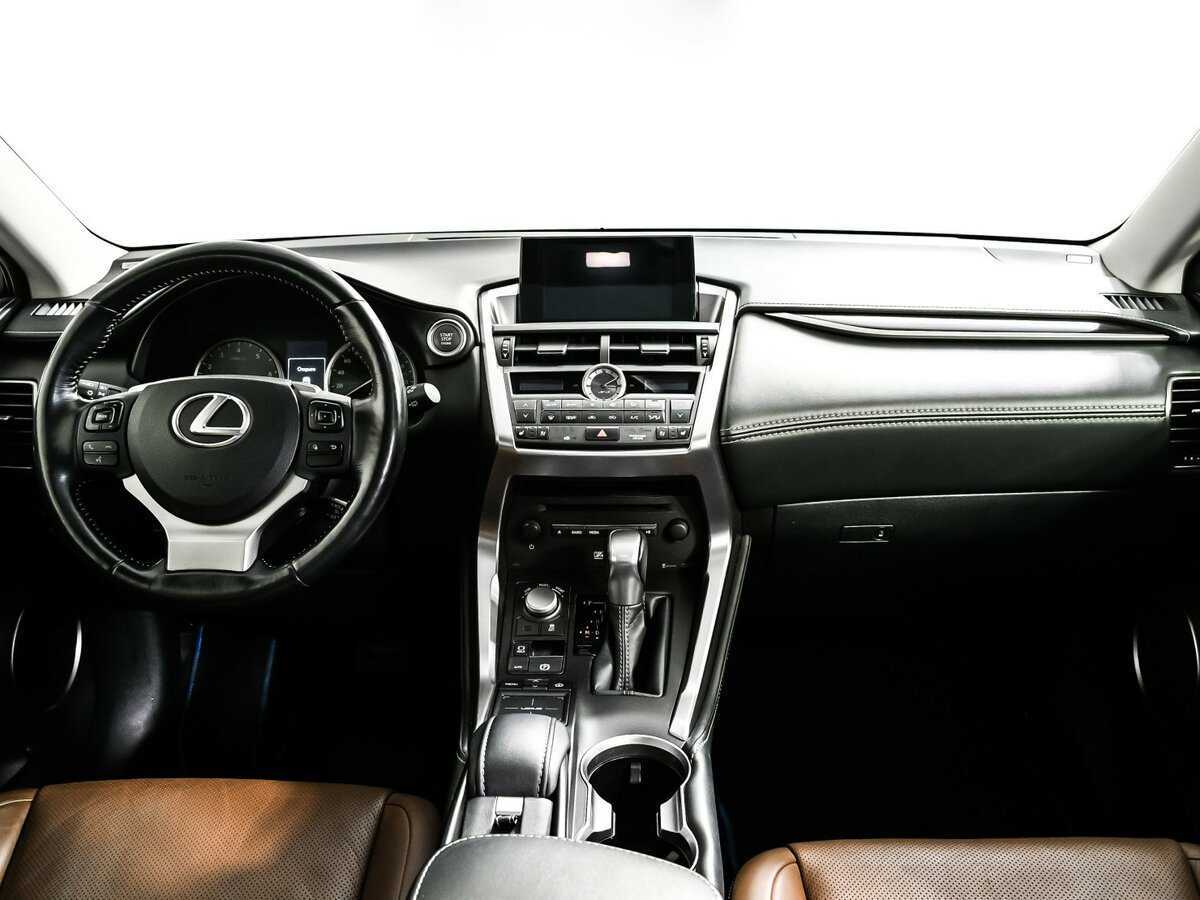 Lexus NX 200t, 2015 Фото №9