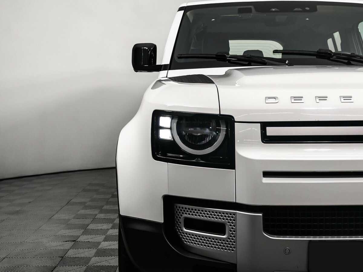 Land Rover Defender 110, 2021 Фото №15