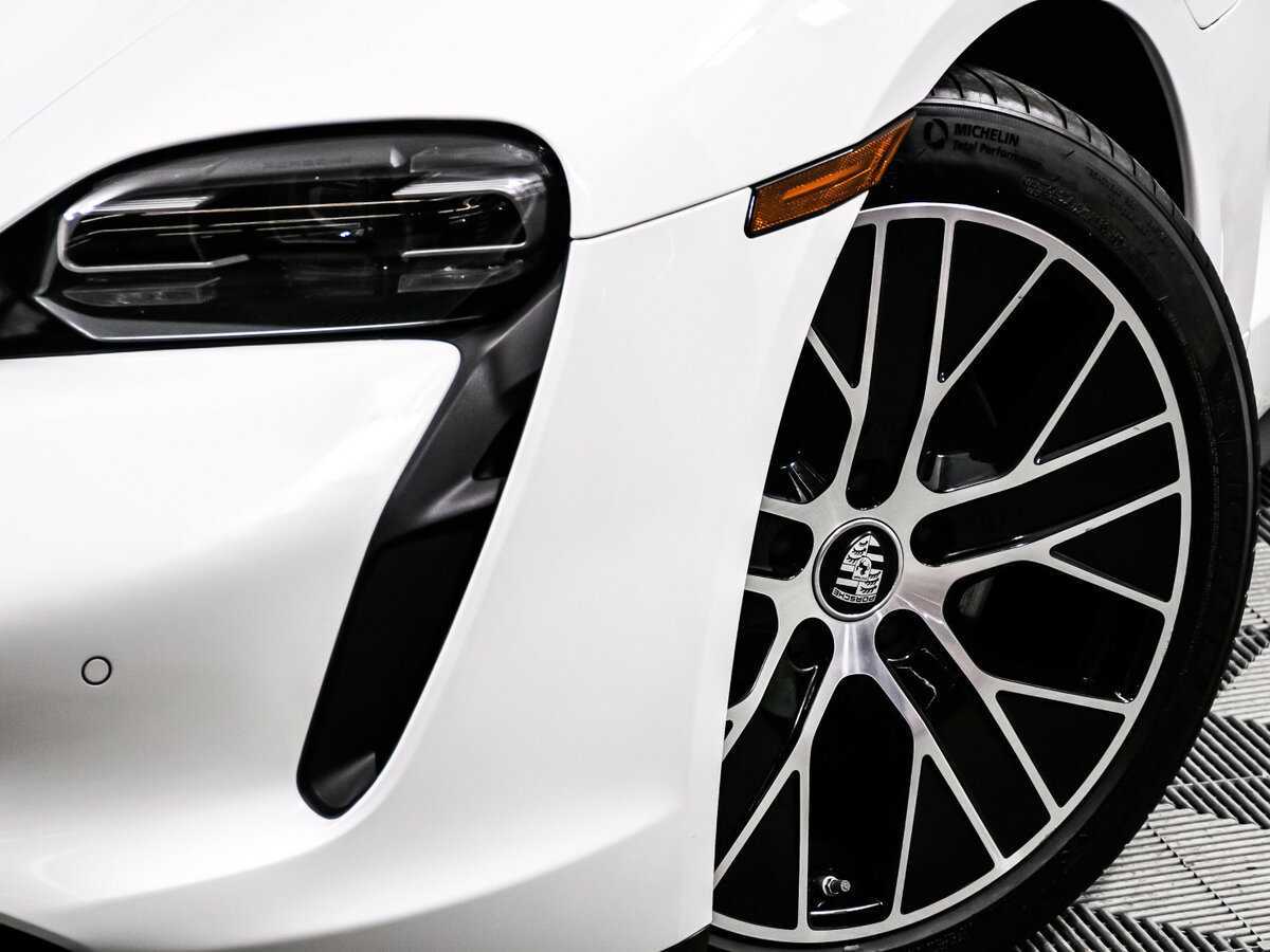Porsche Taycan, 2021 Фото №15
