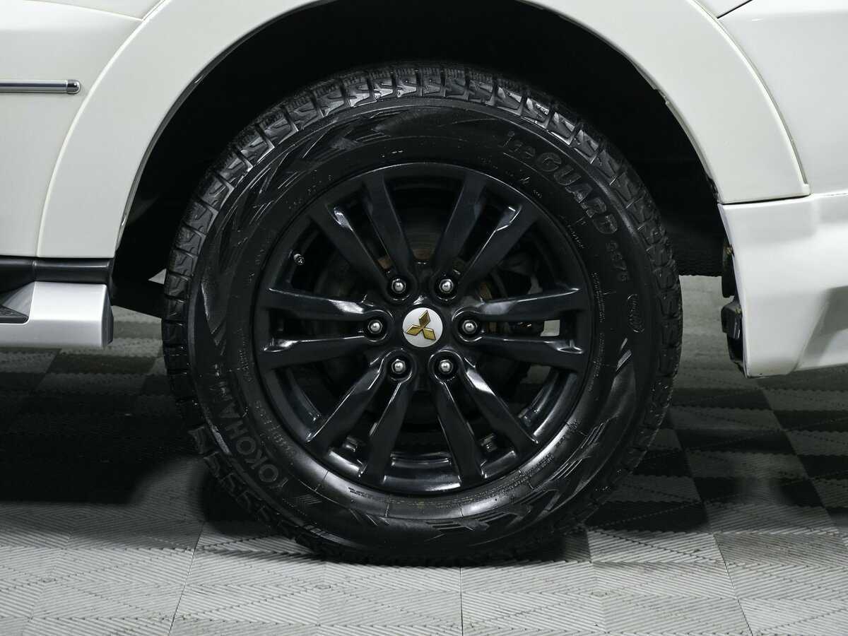 Mitsubishi Pajero, 2019 Фото №14