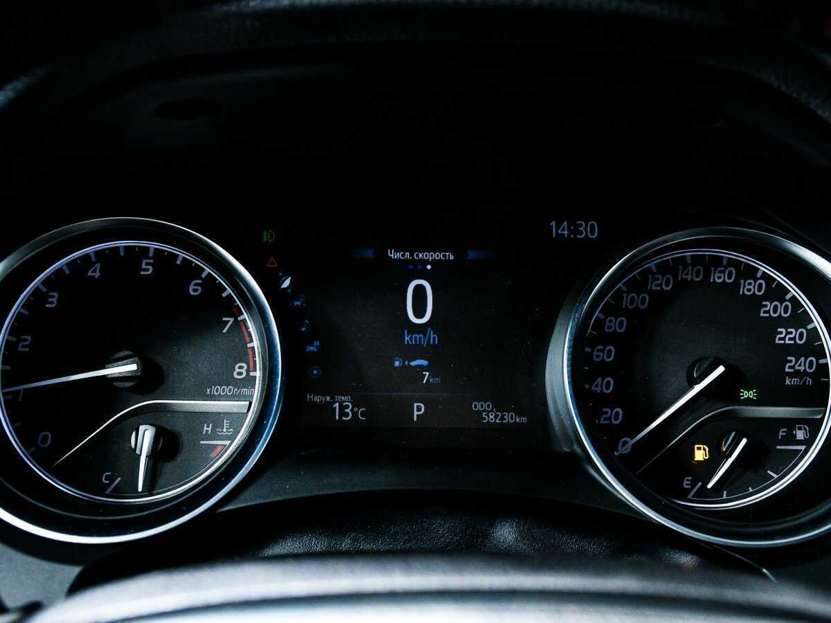 Toyota Camry, 2021 Фото №10