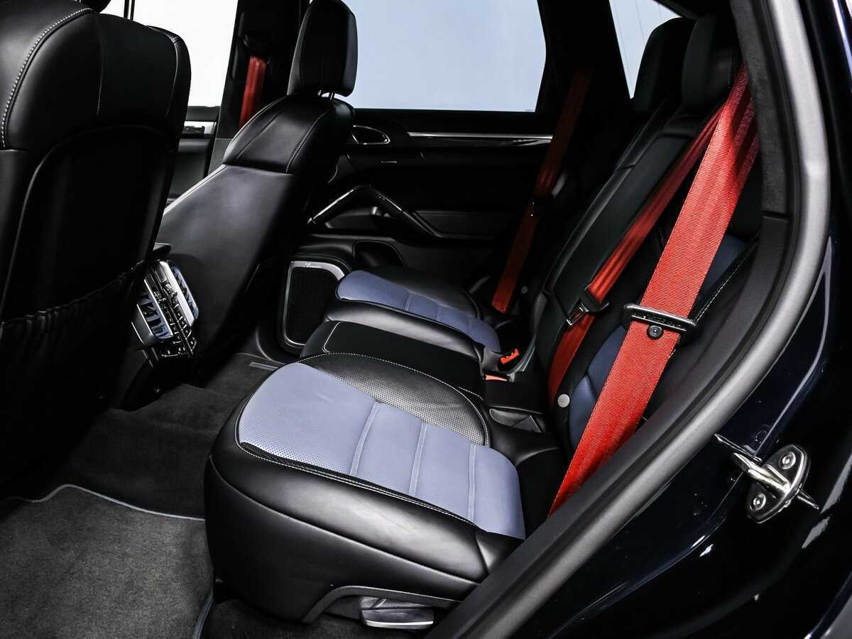 Porsche Cayenne Turbo, 2015 Фото №13