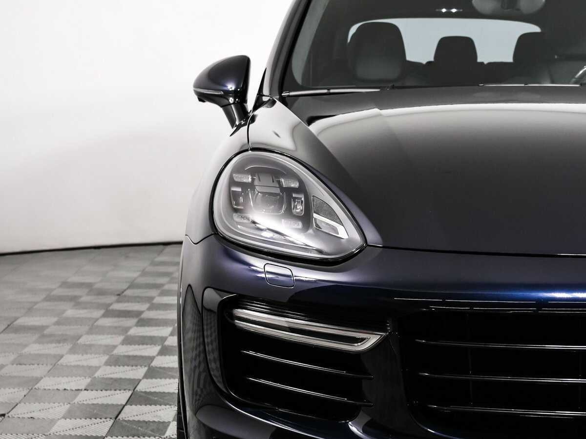 Porsche Cayenne Turbo, 2015 Фото №14