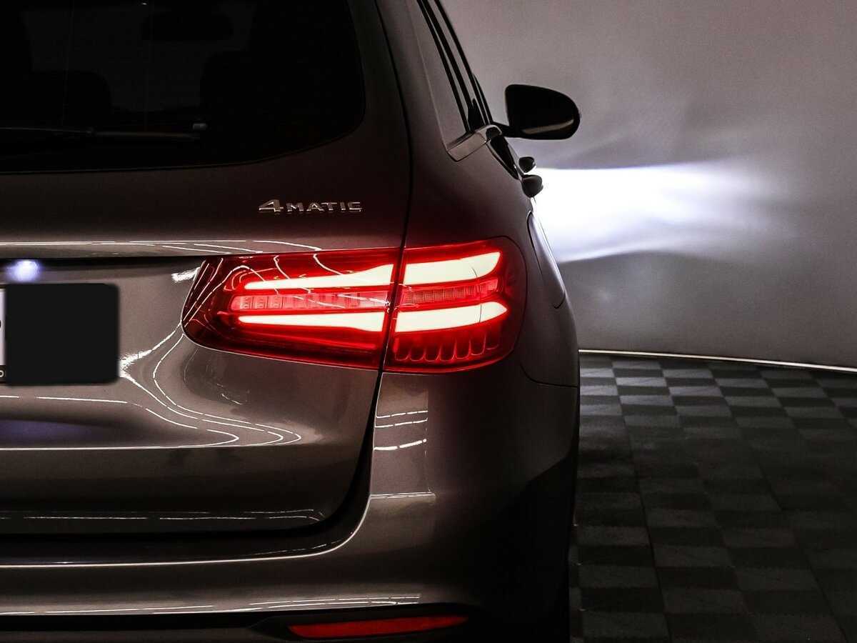 Mercedes-Benz GLC 300, 2017 Фото №17