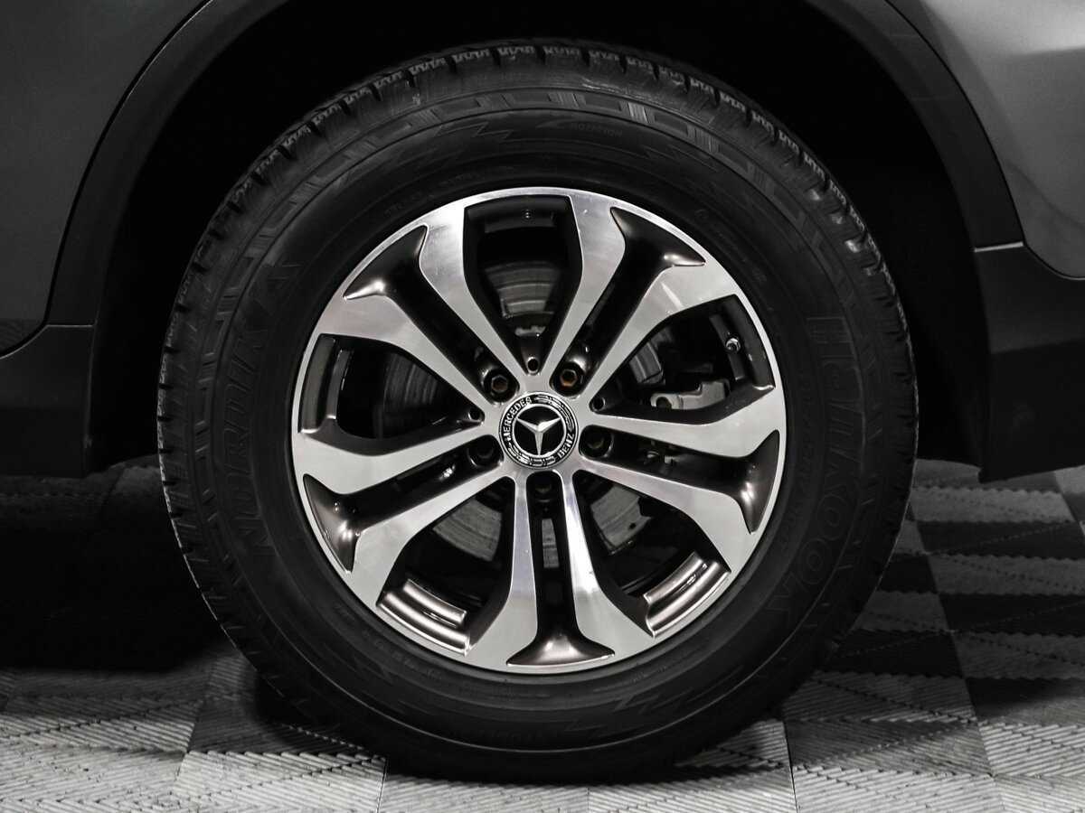 Mercedes-Benz GLC 300, 2017 Фото №19