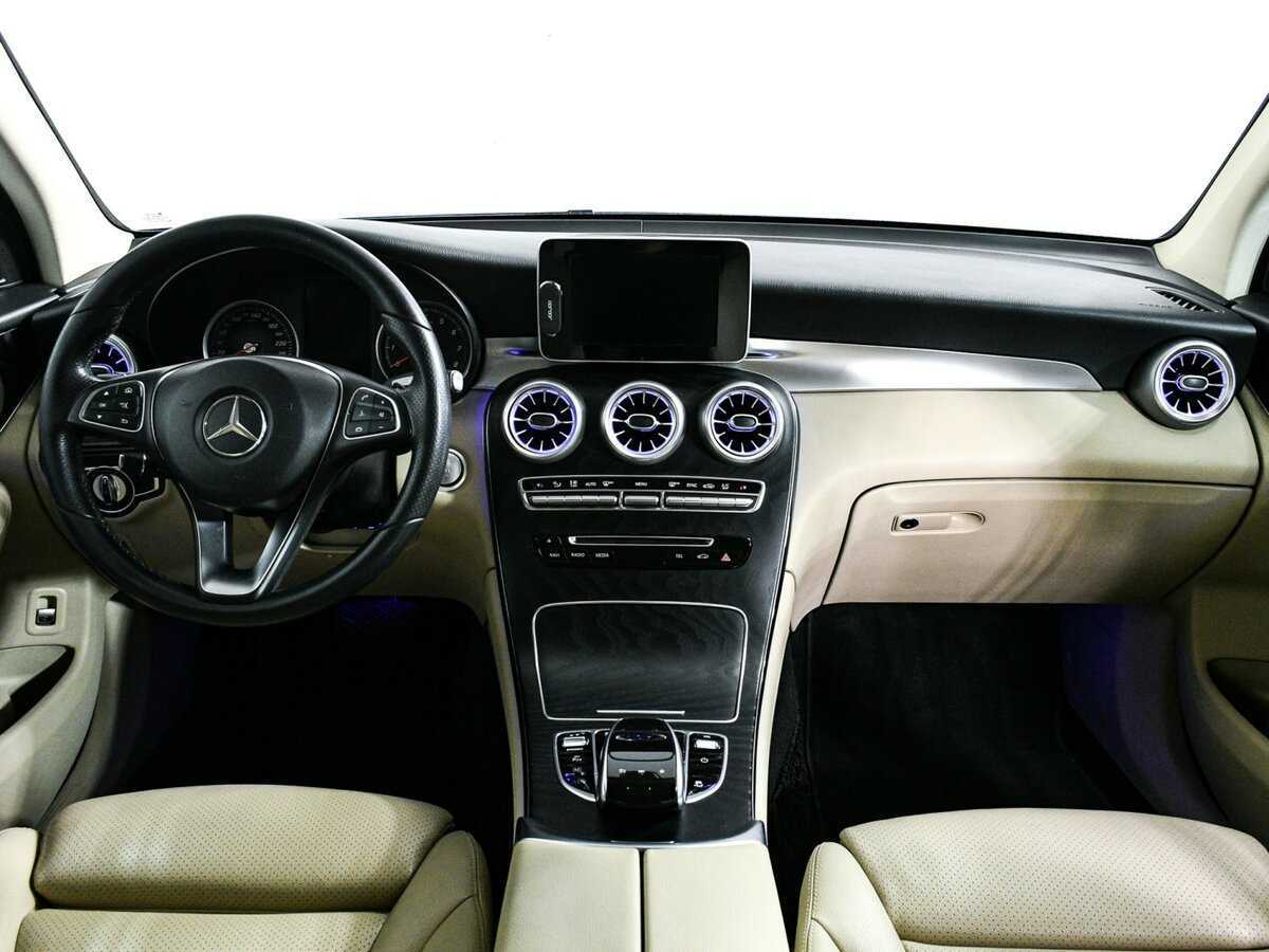 Mercedes-Benz GLC 250, 2018 Фото №11