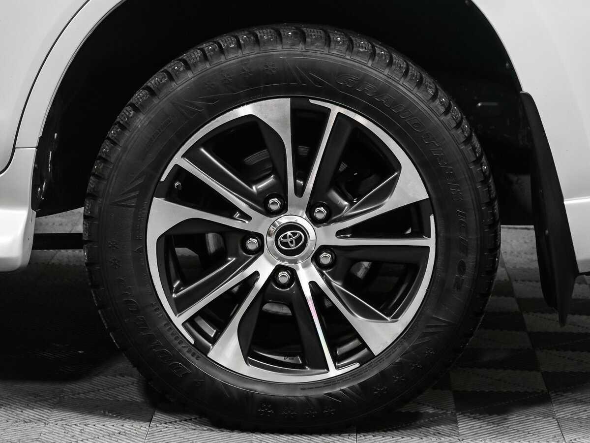 Toyota Land Cruiser, 2020 Фото №22