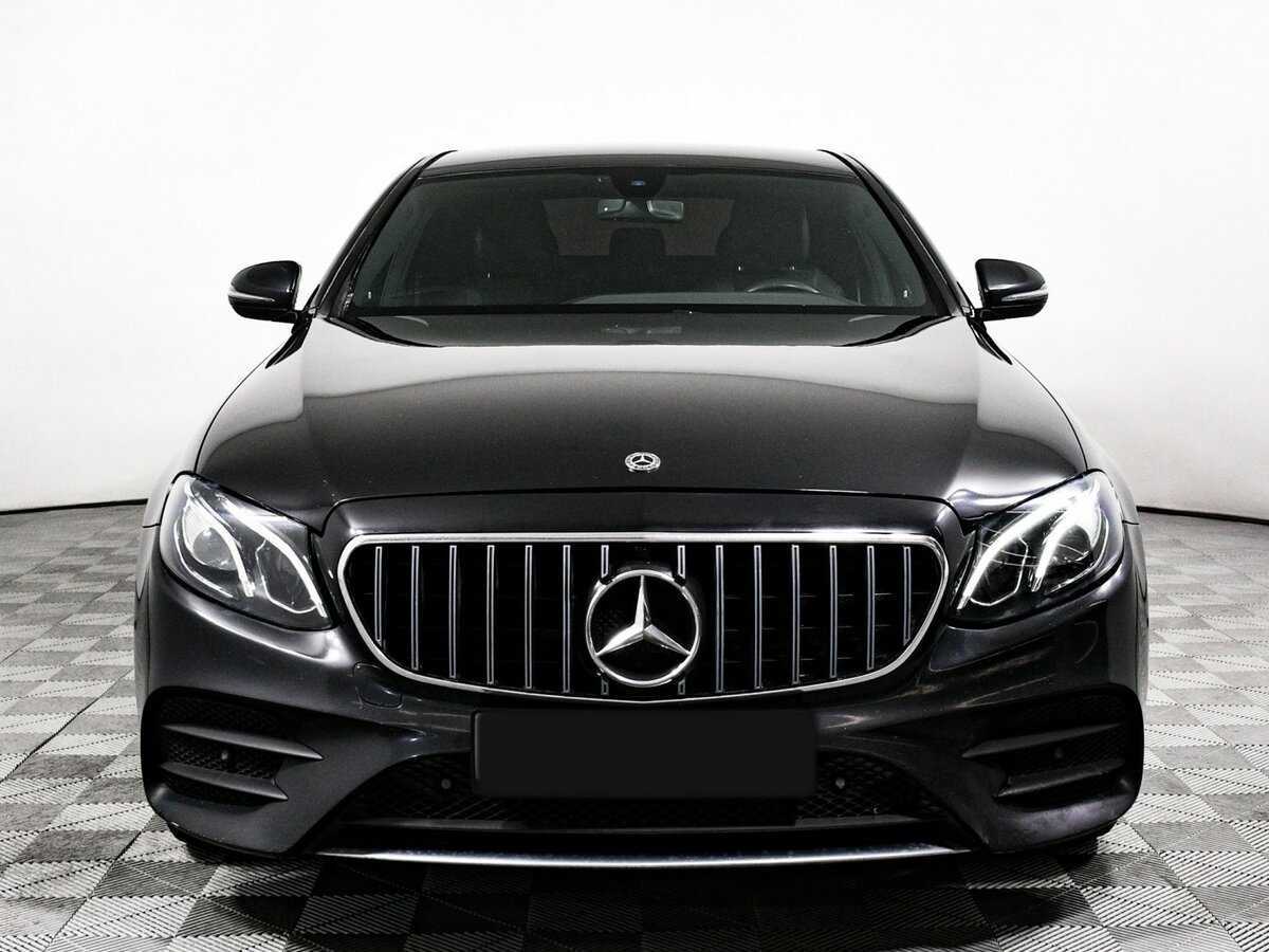Mercedes-Benz E-Класс 300, 2019 - 121 940 км. | Фото №2