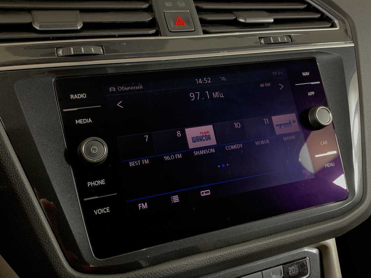 Volkswagen Tiguan, 2017 Фото №16