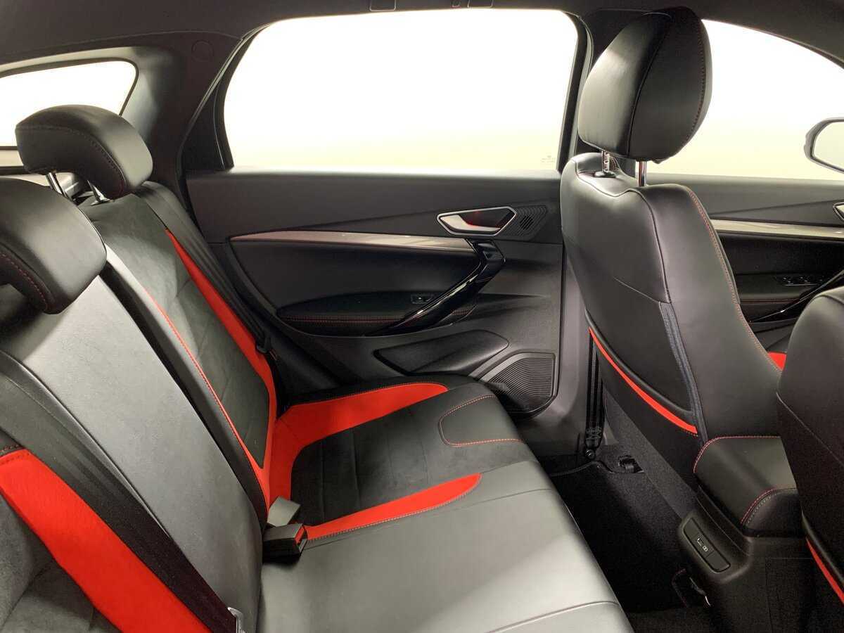 Lada (ВАЗ) Vesta SW Sportline, 2024 Фото №16