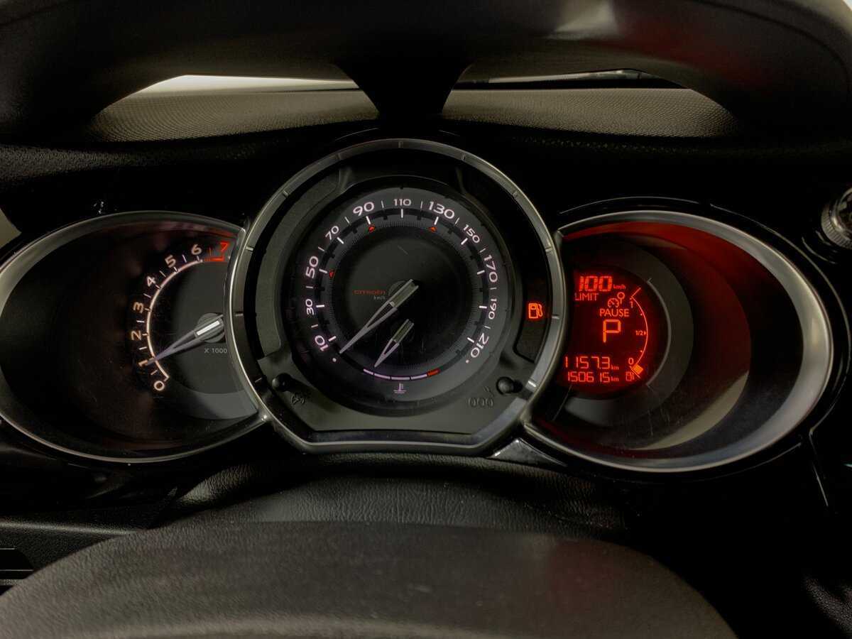 Citroen DS3, 2010 Фото №15