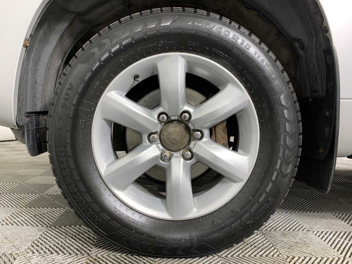 Toyota Land Cruiser Prado, 2011 Фото №9