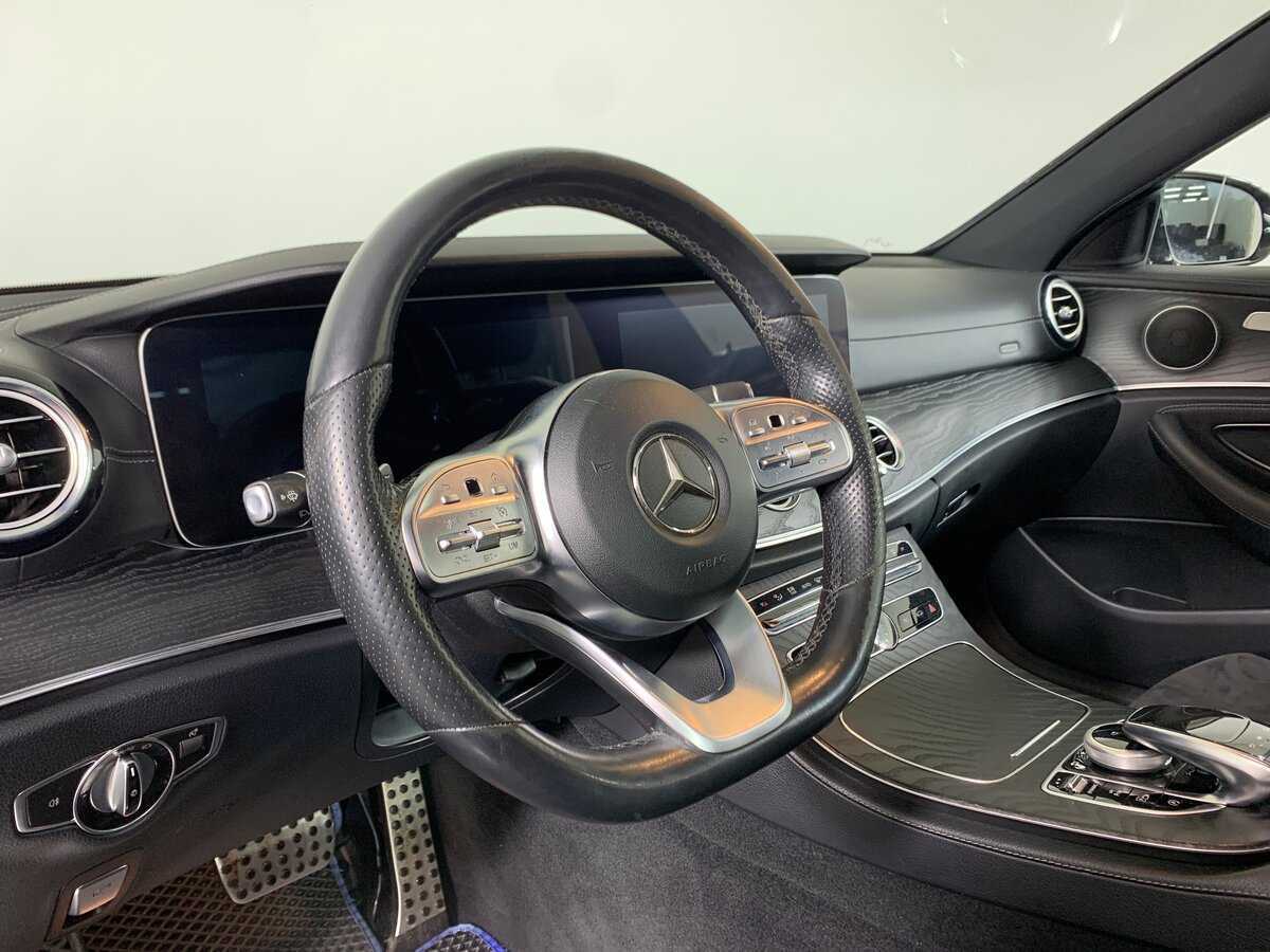 Mercedes-Benz E-Класс 200, 2020 Фото №12