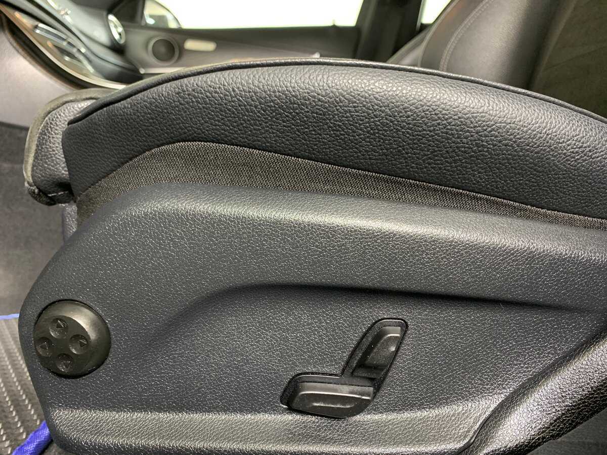 Mercedes-Benz E-Класс 200, 2020 Фото №17