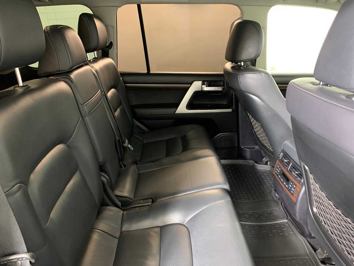 Toyota Land Cruiser, 2018 Фото №18