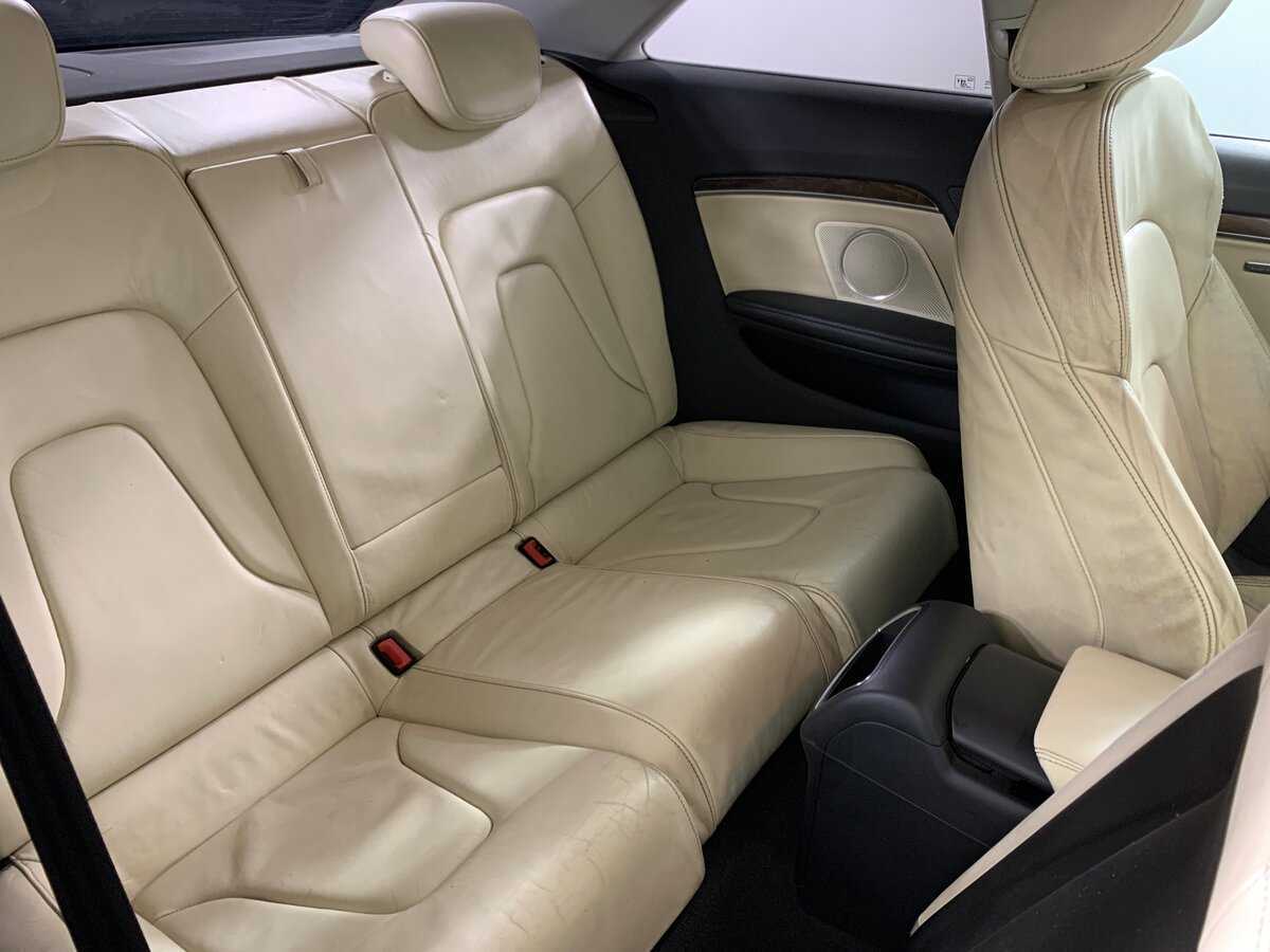 Audi A5, 2009 Фото №18