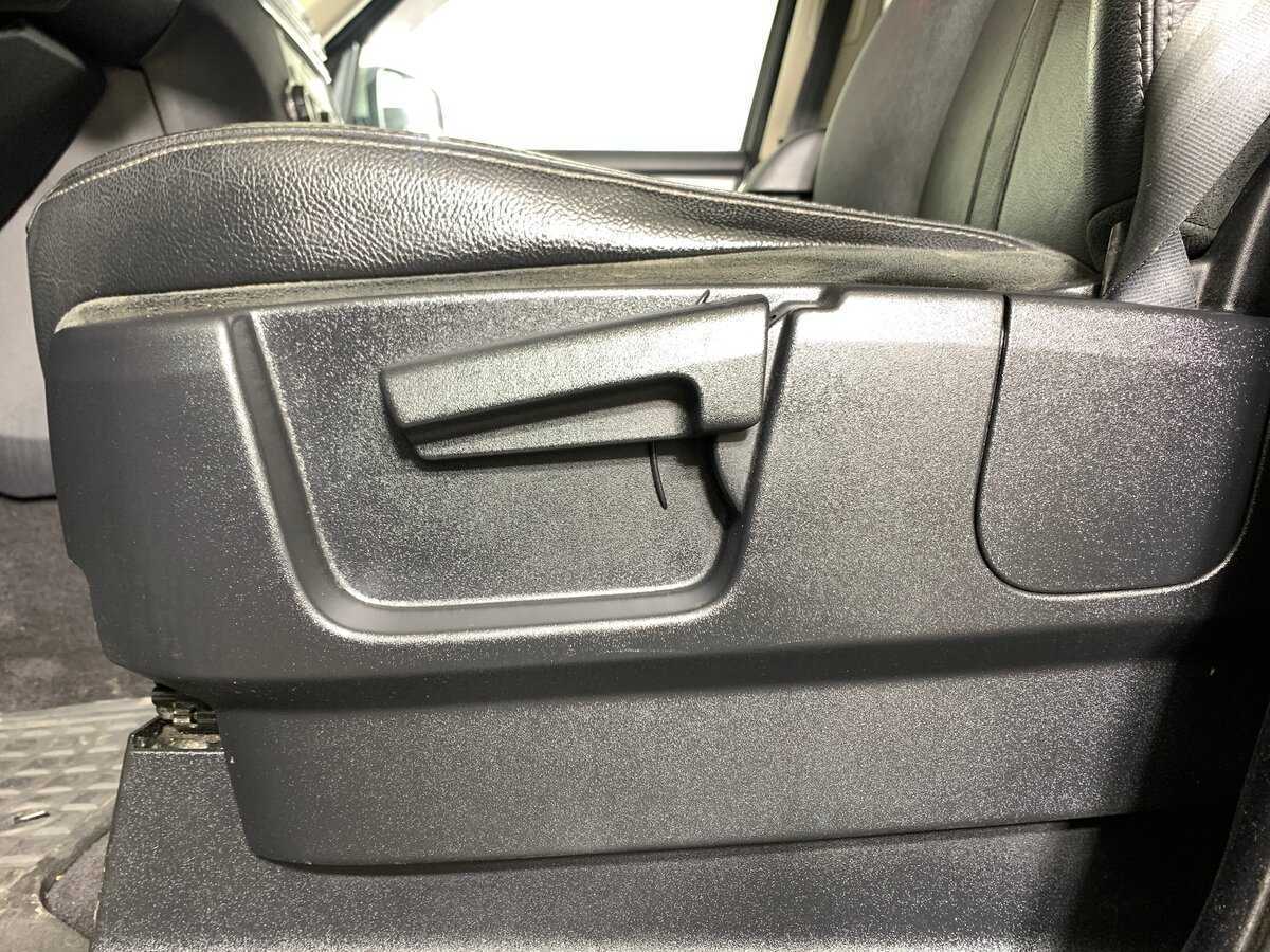 Land Rover Discovery, 2011 Фото №16