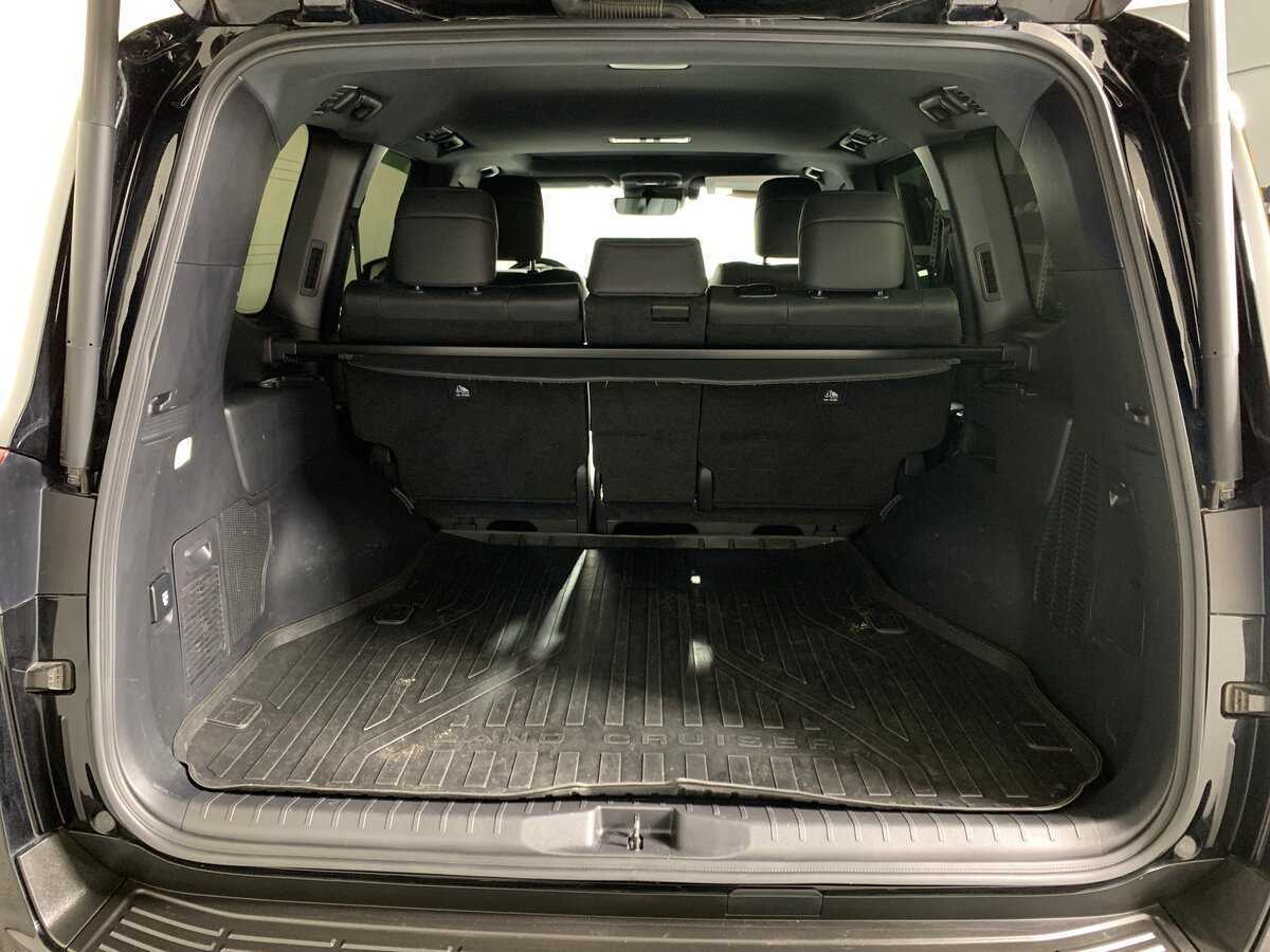 Toyota Land Cruiser, 2021 Фото №20