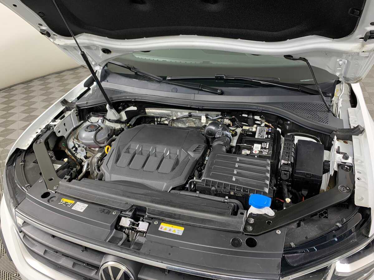 Volkswagen Tiguan, 2021 Фото №11