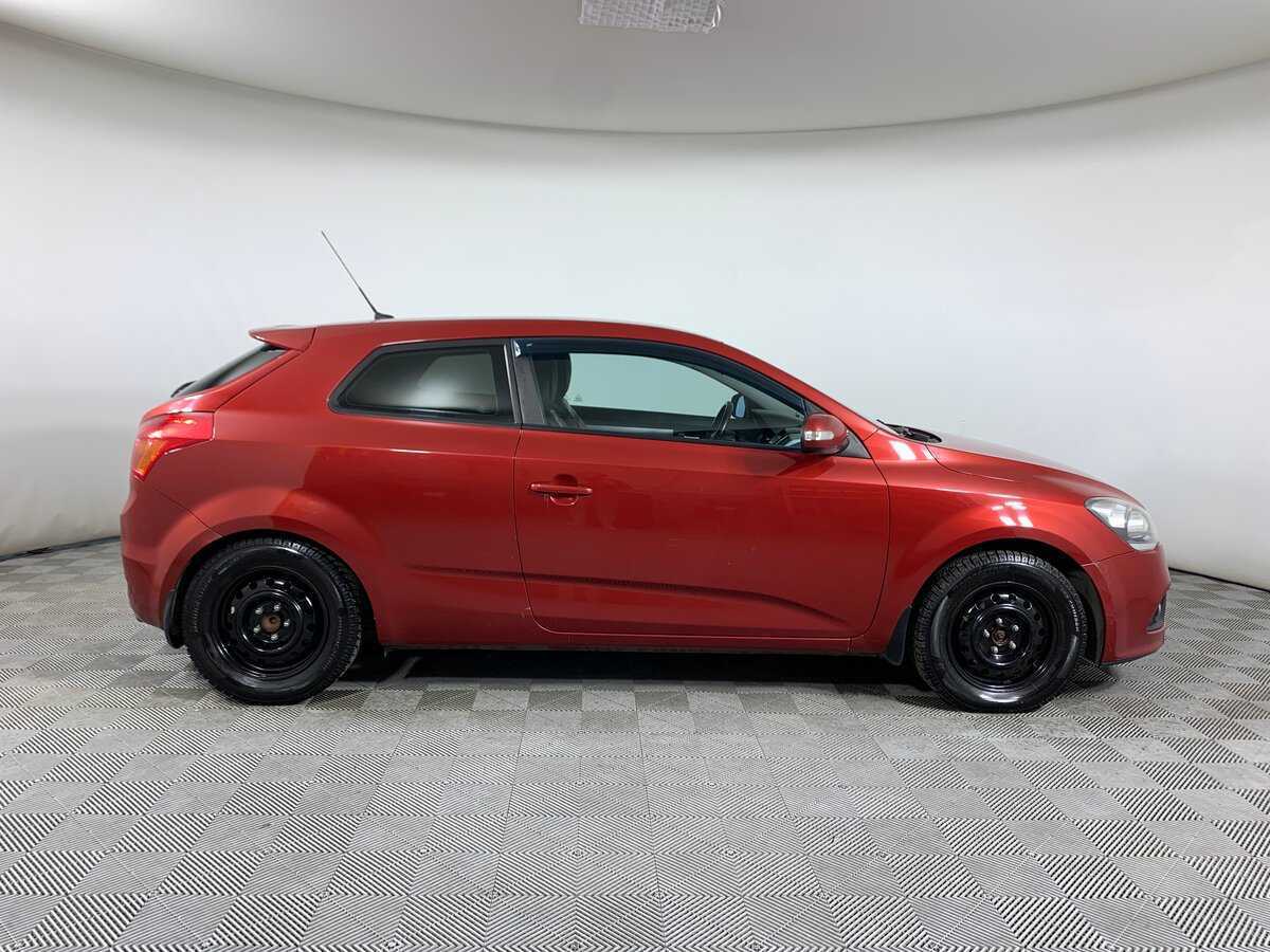 Kia Ceed, 2011 Фото №4