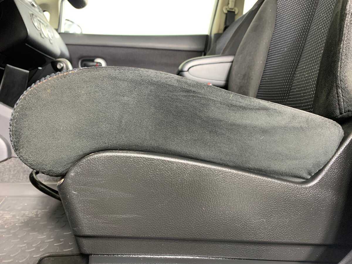 Nissan Tiida, 2011 Фото №17