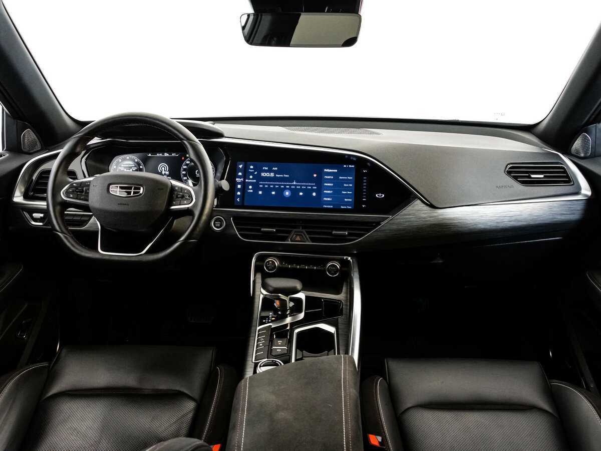 Geely Tugella, 2023 Фото №10