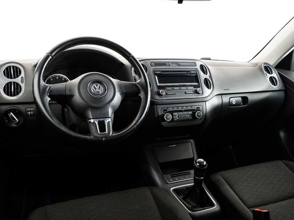 Volkswagen Tiguan, 2011 Фото №10