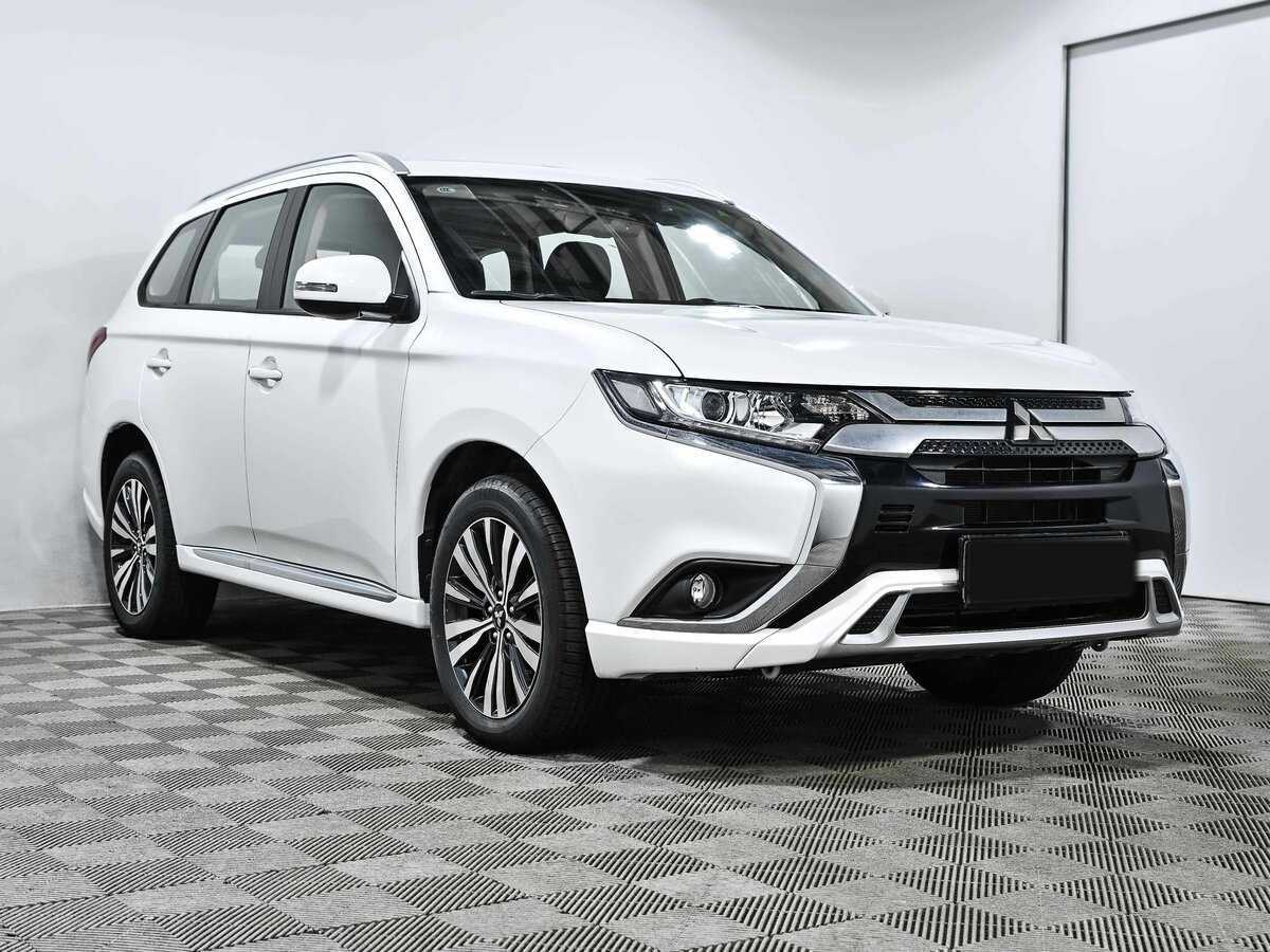 Mitsubishi Outlander, 2022 - 57 км. | Фото №3